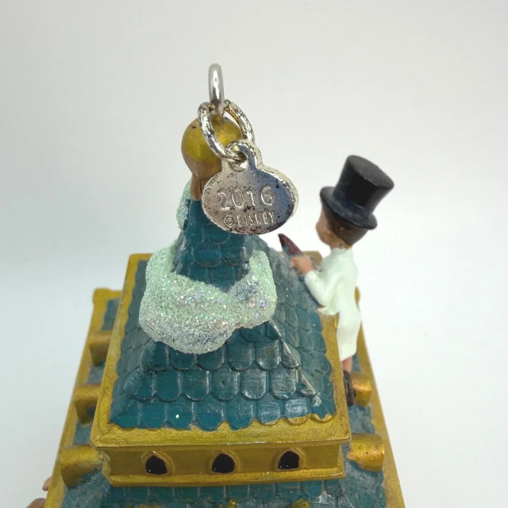 Disney‎ Store Peter Pan Big Ben 2016 Sketchbook Christmas Ornament Peter Wendy